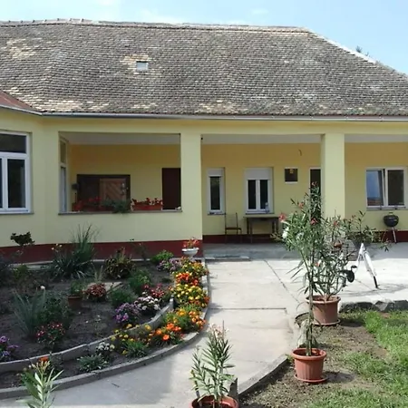 The Blue Maison d'hôtes Csatalja